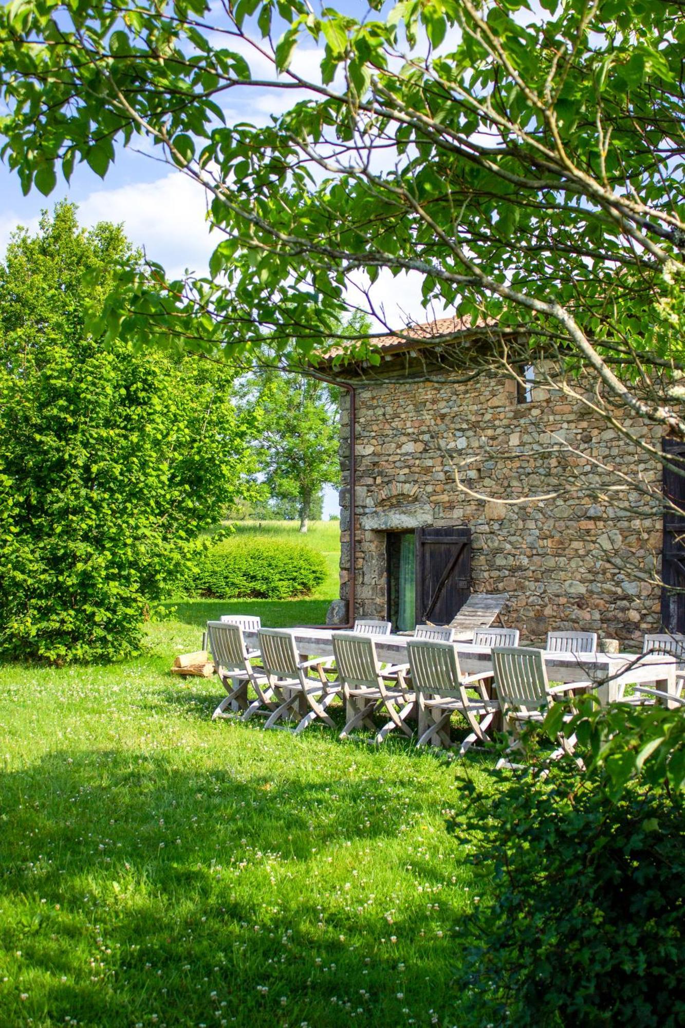 Hotel Domaine Des Etangs, Auberge Resorts Collection Massignac Экстерьер фото